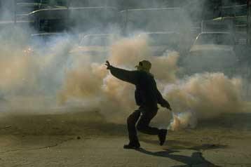 Στο Κάιρο ο Πέρες για να δώσει την ισραηλινή απάντηση στο σχέδιο Ιορδανίας – Αιγύπτου