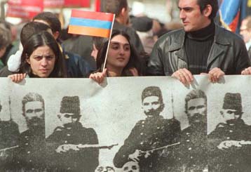 Επεισόδια έξω από το τουρκικό προξενείο στη Θεσσαλονίκη