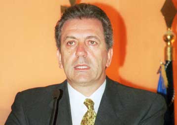 Προτάσεις για ασφαλιστικό από το ΚΕΠ με βολές κατά της κυβέρνησης