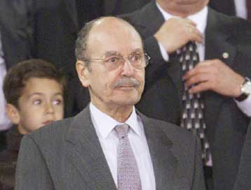 Μαζί με το πεζικό τίμησε ο Πρόεδρος της Δημοκρατίας τη γιορτή του Αγίου Γεωργίου