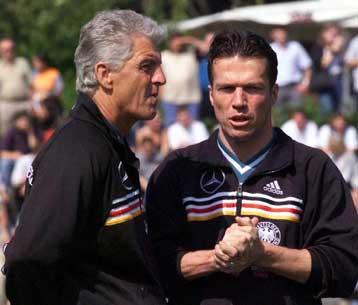 Θα γίνει ο τέταρτος επίτιμος αρχηγός της εθνικής Γερμανίας