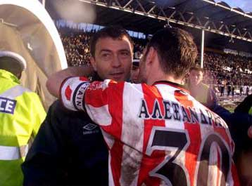 Όλοι στον Ολυμπιακό είμαστε υπερήφανοι για αυτή την ομάδα – Αναστόπουλος: Το Πρωτάθλημα έχει πολύ δ