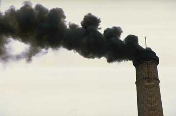 Η ΕΕ θα μειώσει τις εκπομπές CO2 ανεξάρτητα από τη στάση των ΗΠΑ