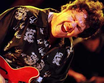 Διάσημοι καλλιτέχνες της τζαζ και μπλουζ σκηνής στην Αθήνα