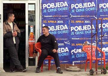 Ανοιξαν οι κάλπες για την κρίσιμη αναμέτρηση στο Μαυροβούνιο