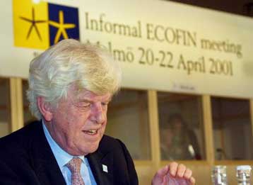 Η Ευρώπη αντέχει τη θύελλα, δηλώνει ο επικεφαλής της ΕΚΤ