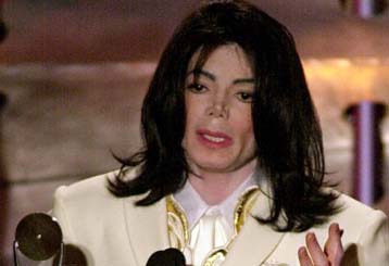 Ο Μάικλ Τζάκσον κάλεσε τον Σαντάνα για το νέο του άλμπουμ