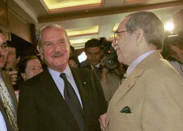 Βιβλίο του Κάρλος Φουέντες εξόργισε το Μεξικανό υπουργό Εργασίας