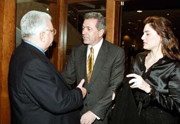 Αιφνιδιαστική συνάντηση Αβραμόπουλου – Αναγνωστόπουλου