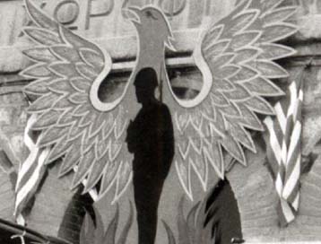 Μηνύματα των κομμάτων για τη «μαύρη επέτειο» από την επιβολή της Χούντας