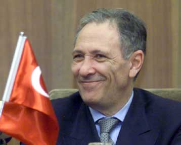 Κυπριακές και διεθνείς αντιδράσεις για τις δηλώσεις του Τούρκου ΥΠΕΞ