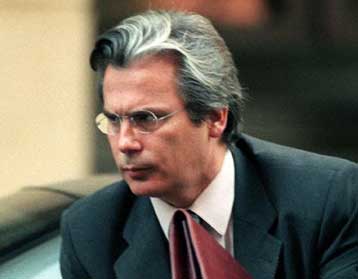 Την άρση της ασυλίας του Ιταλού μεγιστάνα των ΜΜΕ ζητά ο Ισπανός δικαστής