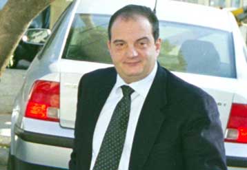 Για συγκάλυψη ευθυνών μίλησε ο Καραμανλής