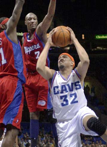 Απολύθηκε από τον πάγκο των Καβαλίερς