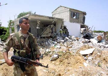 Παγιδευμένο όχημα εξερράγη κοντά σε βάση των επίλεκτων δυνάμεων του Αραφάτ