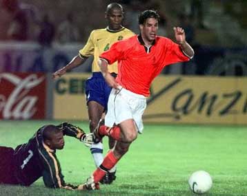 Ύστερα από ένα χρόνο στην αποστολή της Ολλανδίας