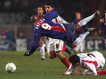 Μαζί θα πάμε στην κορυφή, δηλώνει για την Παρί ο Ανελκά