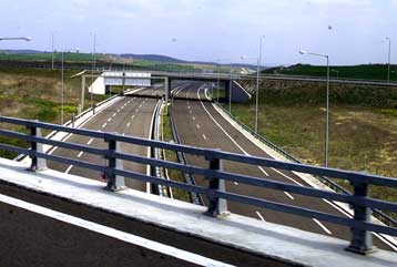 Έντονη κινητικότητα κατασκευαστικών για ΠΑΘΕ και Εγνατία