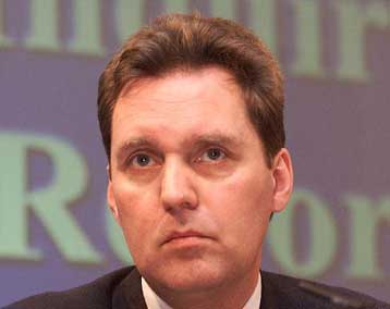 Η Βρετανία αναμένεται να απαγορεύσει τον ανθρώπινο κλωνισμό