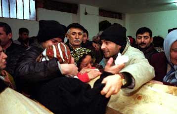 Στους δώδεκα οι νεκροί από την απεργία πείνας στις τουρκικές φυλακές