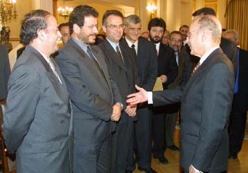 Τα προβλήματα των ΟΤΑ έθεσε στον Πρόεδρο το ΔΣ της Ένωσης