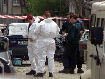 Ένας νεκρός και τέσσερις τραυματίες ο απολογισμός της έκρηξης στην Πρίστινα