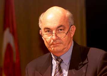 Ποικίλες αντιδράσεις για το νέο οικονομικό πρόγραμμα της Αγκυρας