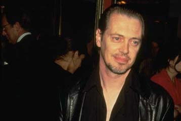 Τραυματίστηκε σε συμπλοκή ο Στιβ Μπουσέμι σε διάλειμμα γυρισμάτων