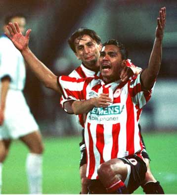 Πρόωρη ανανέωση του συμβολαίου του Βραζιλιάνου εξετάζει ο Ολυμπιακός