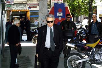 Αυτοί που επιμένουν θα δοκιμάσουν πολύ μεγάλη έκπληξη