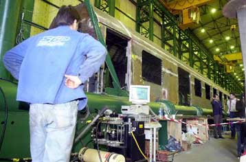 Μέτρα κοινωνικής προστασίας για τους εργαζόμενους στα ναυπηγεία Σκαραμαγκά