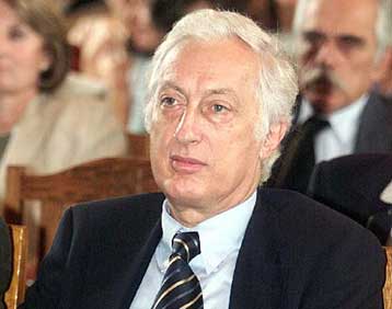 Aλλαγές στο νόμο για το οργανωμένο έγκλημα προανήγγειλε ο Μ.Σταθόπουλος