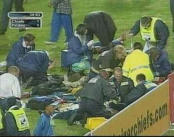 Τουλάχιστον 50 νεκροί σε αγώνα στο Γιοχάνεσμπουργκ