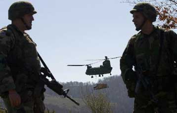 Δολάρια και υψηλή τεχνολογία για το στρατό της ΠΓΔΜ από τις ΗΠΑ