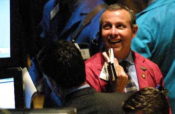 Συνεχίζεται το ράλι του Nasdaq – Υποχωρεί ο Dow Jones τη Μ.Τετάρτη