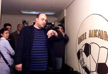 «Όχι» του Καμάρα στη σύγκληση ΔΣ της ΕΠΑΕ από τον Μητρόπουλο