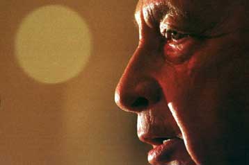 Προσάρτηση εδαφών η απάντηση σε παλαιστινιακό κράτος, λέει ο Σαρόν