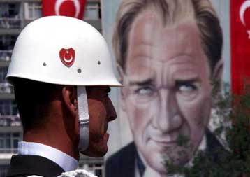 Εχθροί των Τούρκων οι Έλληνες, σύμφωνα με έρευνα τουρκικής εφημερίδας