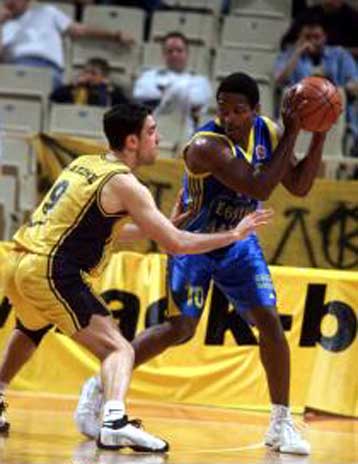 Τη Μ.Πέμπτη Ηράκλειο – ΑΕΚ, στις 18/4 το ΑΕΚ – Αρης