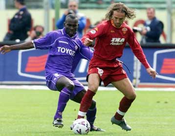 Η ηττημένη Ρόμα είναι πλέον με έξι βαθμούς διαφορά πρώτη