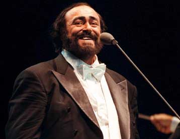 Διαδικτυακή μετάδοση συναυλίας του Λουτσιάνο Παβαρότι μέσω νέας ιστοσελίδας