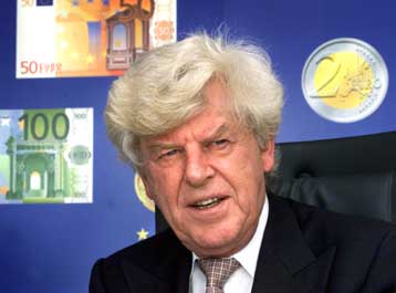 Πιέσεις για το όνομα του νέου διοικητή της ΕΚΤ από τις κεντρικές τράπεζες