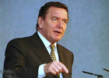 Η βελτίωση των σχέσεων Ρωσίας – ΗΠΑ στόχος της επίσκεψης Σρέντερ στη Μόσχα