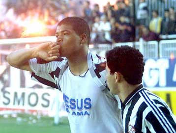 Ο ΟΦΗ 3-1 τον Ιωνικό, ελπίζει στην παραμονή του