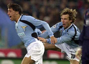 Η ισχυρή βροχόπτωση οδήγησε στη διακοπή του αγώνα Λάτσιο – Πάρμα