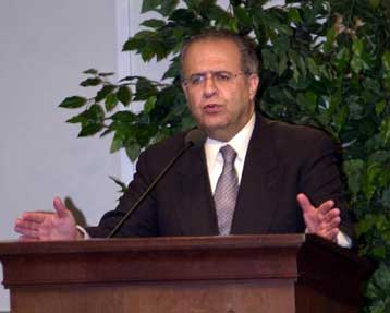 Διαψεύδει ο Κύπριος ΥΠΕΞ τα περί αμερικανικών «εμπλοκών» στην ένταξη