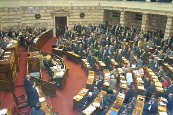 Χωρίς εκπλήξεις υπερψηφίστηκαν οι υπό αναθεώρηση τροπολογίες