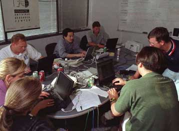 To «σκουλήκι» Adore καθ οδόν προς τους διακομιστές Linux