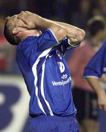 Στην Καϊζερσλάουτερν δεν μπορούν να πιστέψουν τη συντριβή από Αλαβές