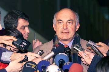 Τη μεσολάβηση της Ελλάδας στην ΕΕ για χορήγηση δανείων ζητά η Τουρκία